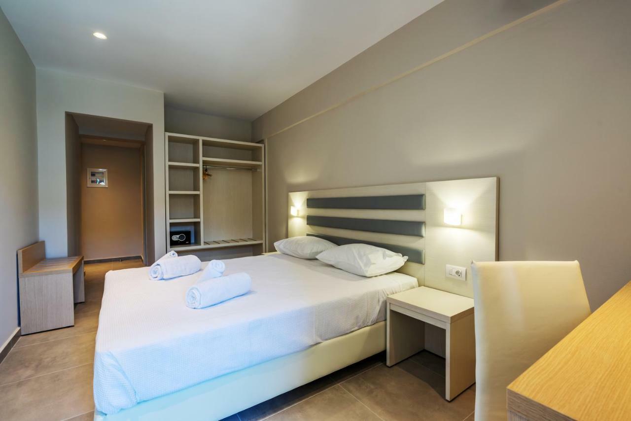 Cnic Gemini Hotel Mesongí Eksteriør billede